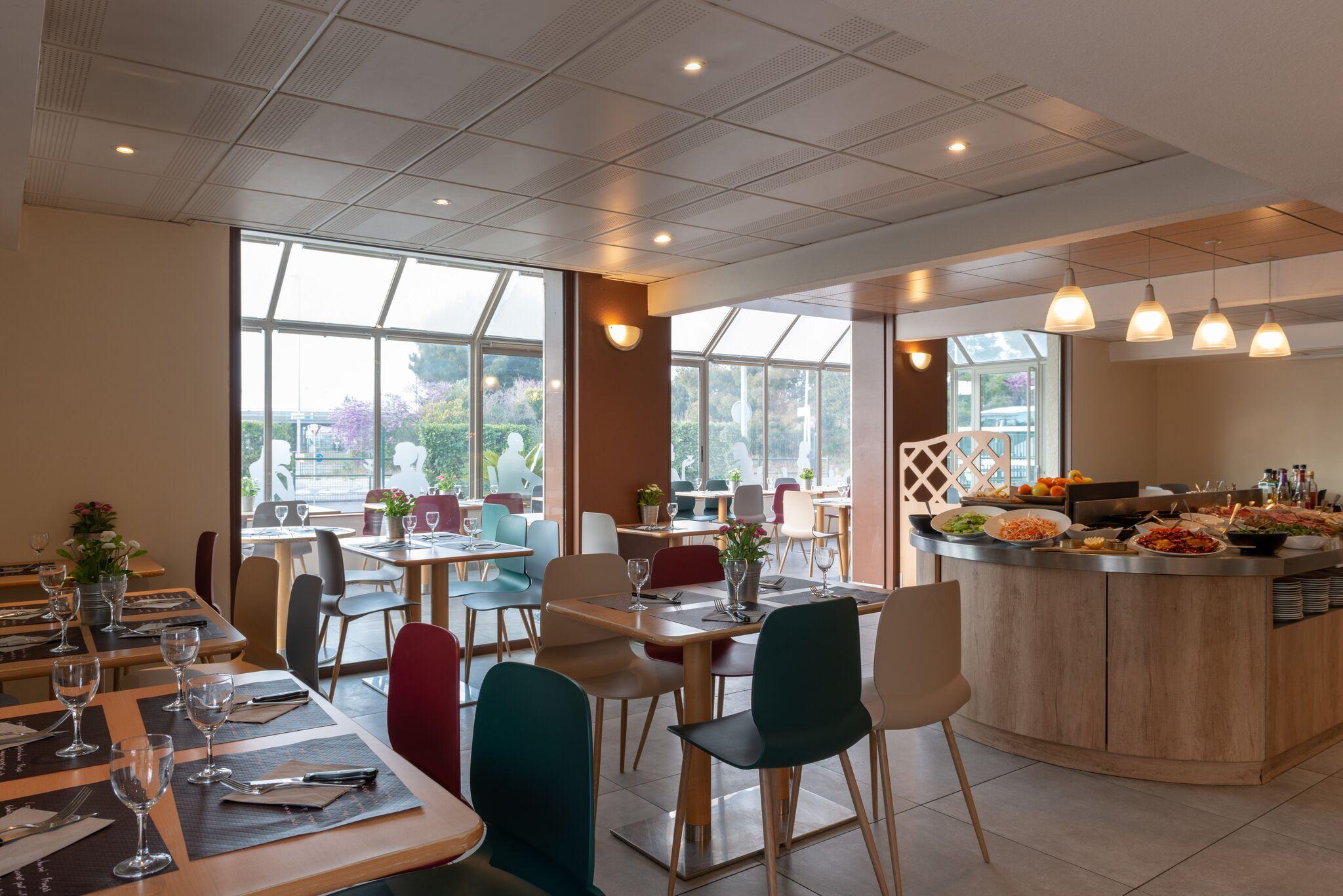The Originals City Hotel Marseille Aeroport فيتروي المظهر الخارجي الصورة