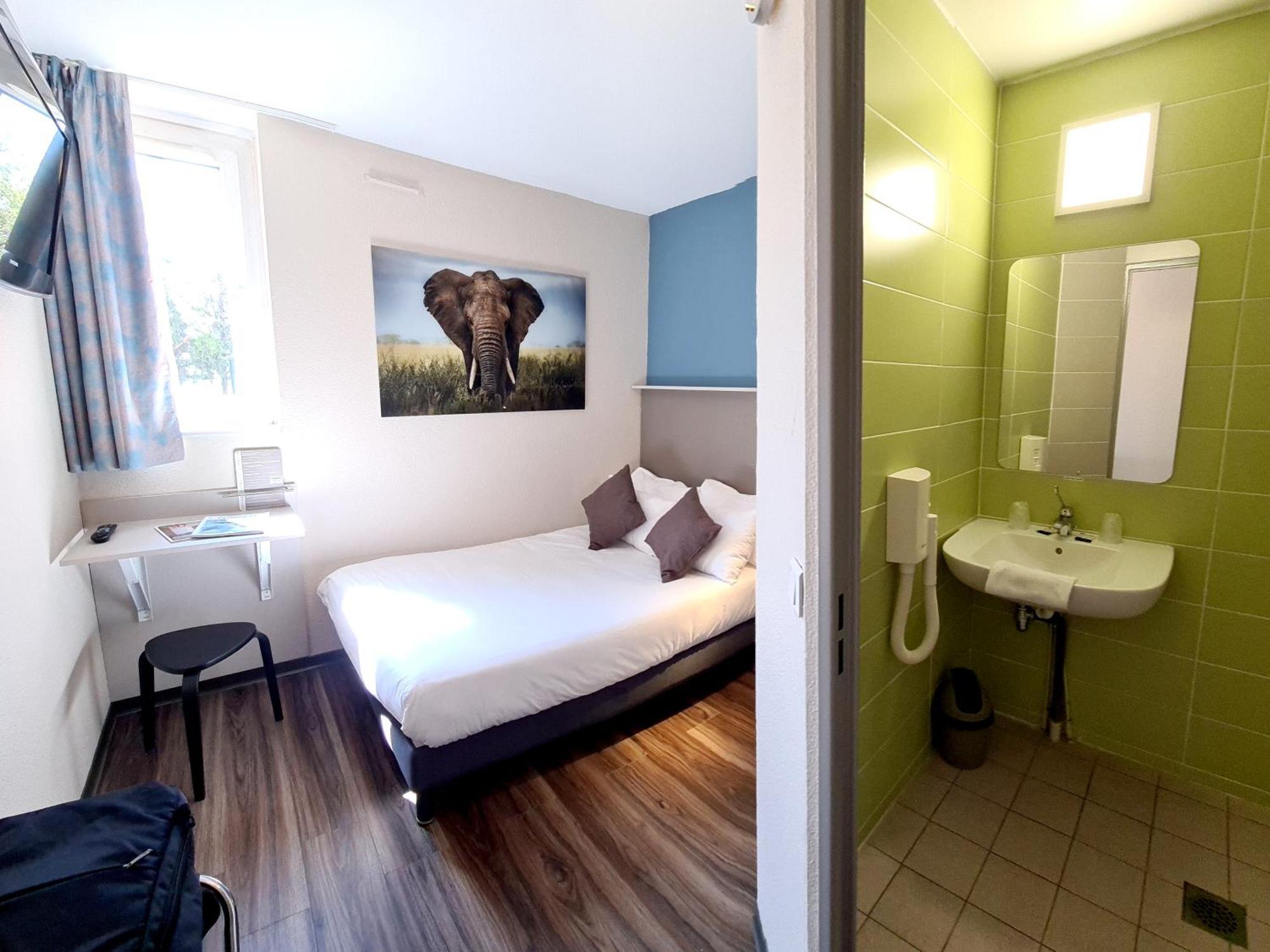 The Originals City Hotel Marseille Aeroport فيتروي المظهر الخارجي الصورة